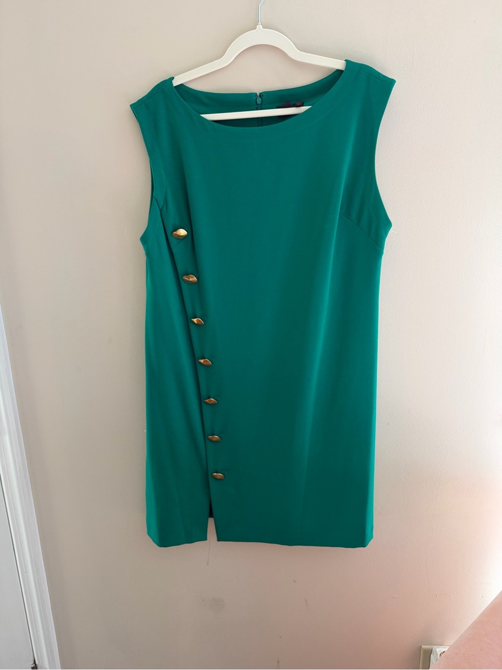 Donna Karen Sleeveless Emerald Green Shift Dress with Gold Button Detail
